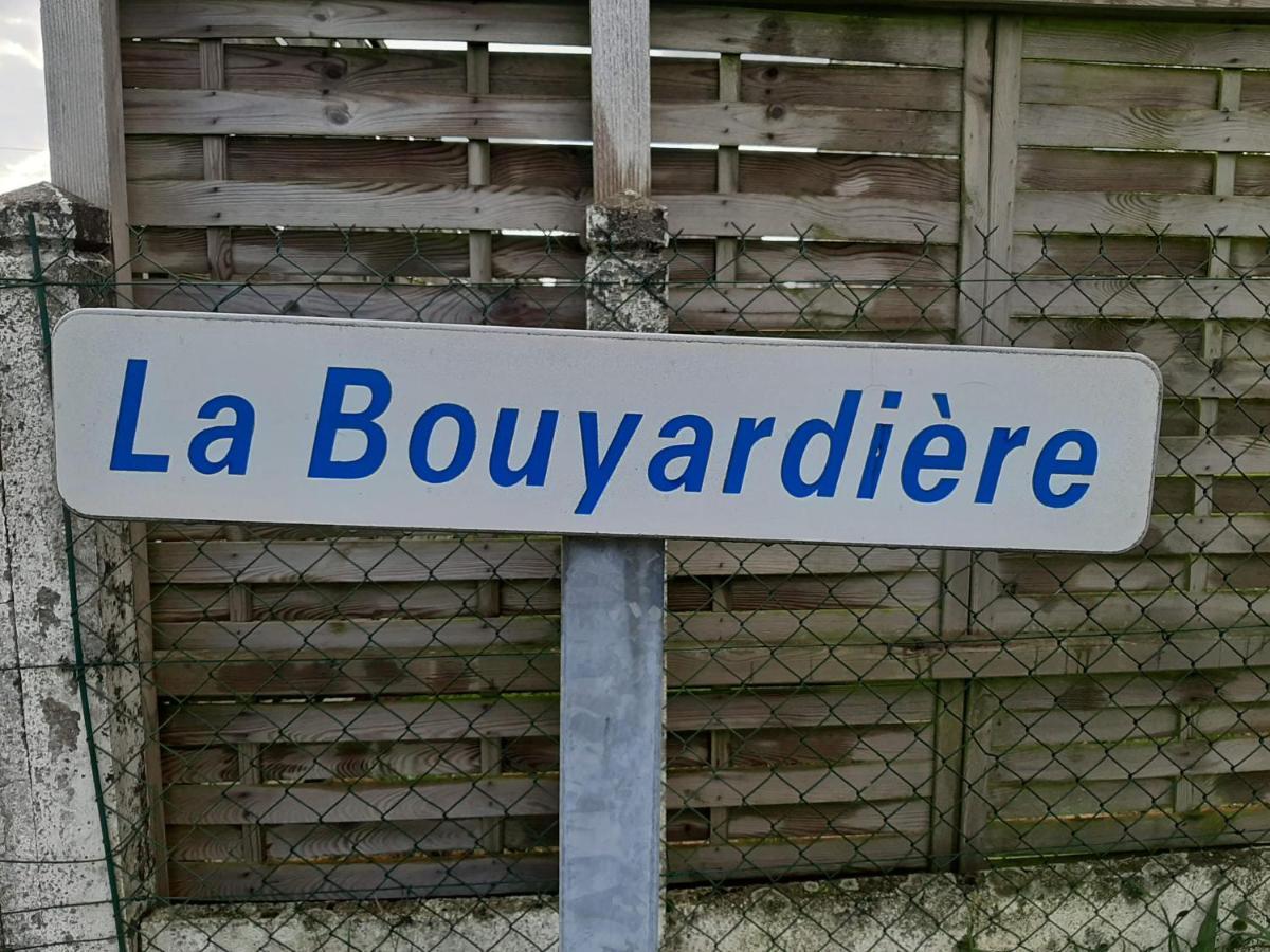 Saint-Mars-d'Egrenne La Bouyardiere מראה חיצוני תמונה