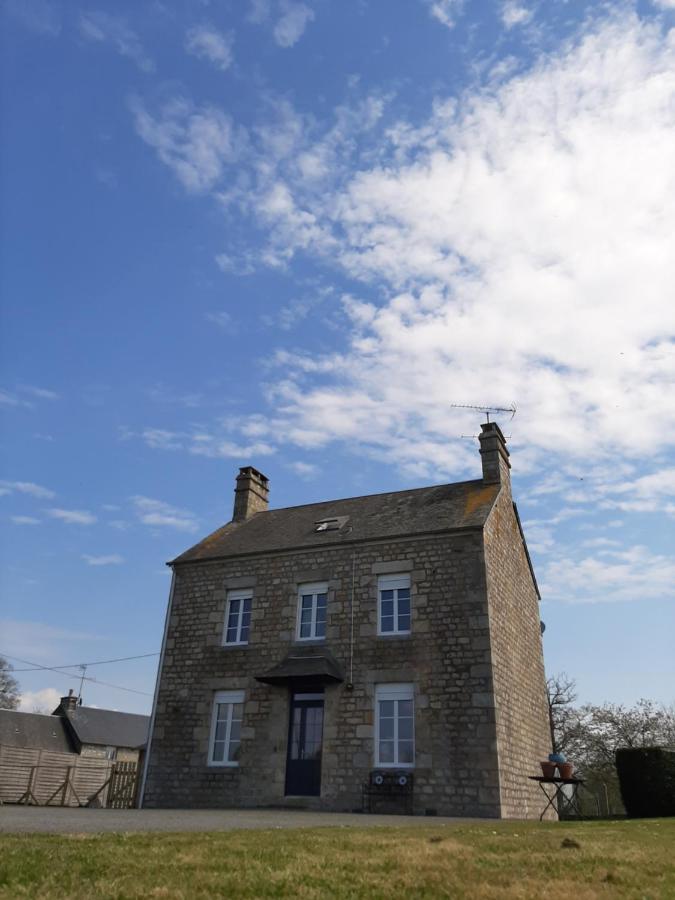 Saint-Mars-d'Egrenne La Bouyardiere מראה חיצוני תמונה
